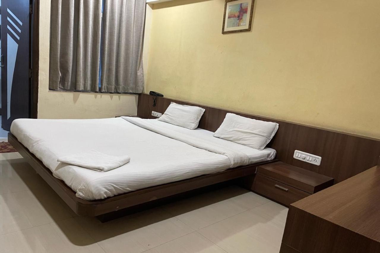 Collection O 84499 Hotel Nakshatra Inn Indore Exterior photo